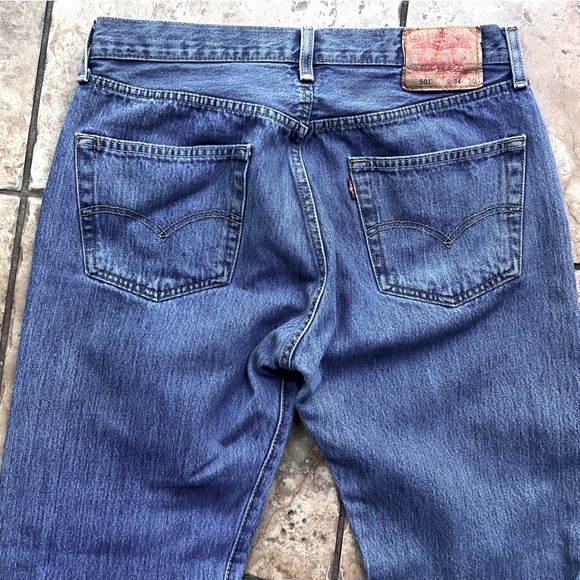 Levi’s 501 Men’s Jeans - Picture 2 of 7